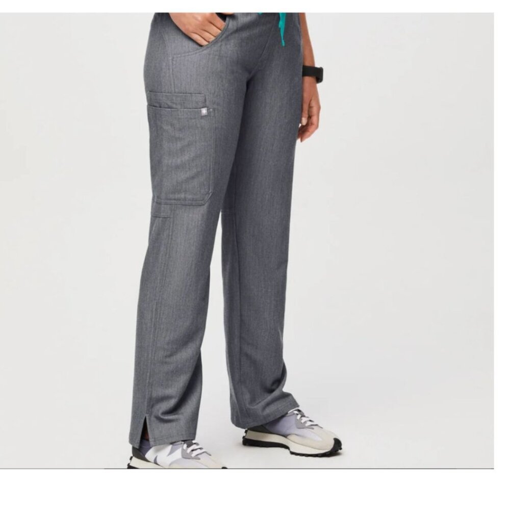 FIGS Technical Collection Gray Kade Cargo Srubs Stretch Pants XXS